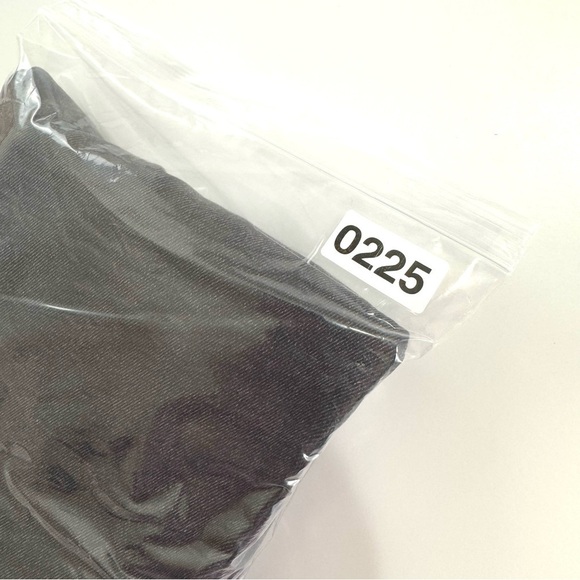 Hippie Denim Real Cheeky Distressed Raw Hem Button Fly Stretch Jeans sz 28 Black - Picture 12 of 12